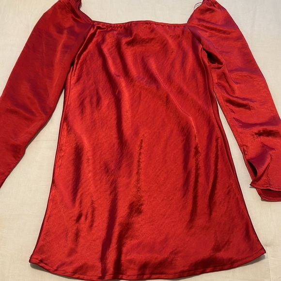 NWOT SOLD OUT Princess Polly ‘Star Power Mini Dress’ in Red Size 6 - Picture 7 of 12